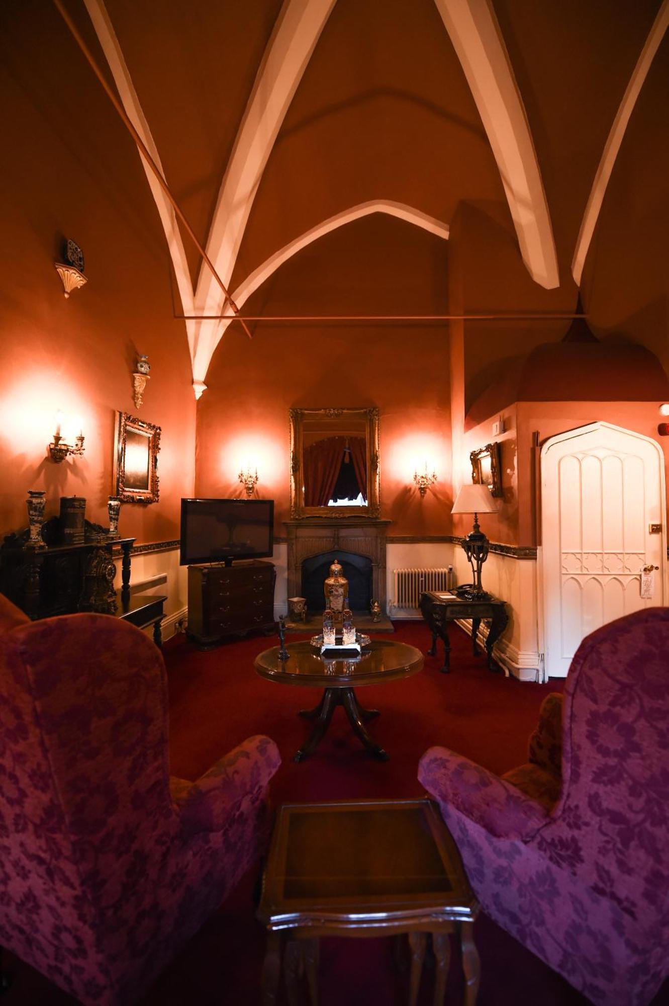 Lumley Castle Hotel Chester-le-Street Exterior photo