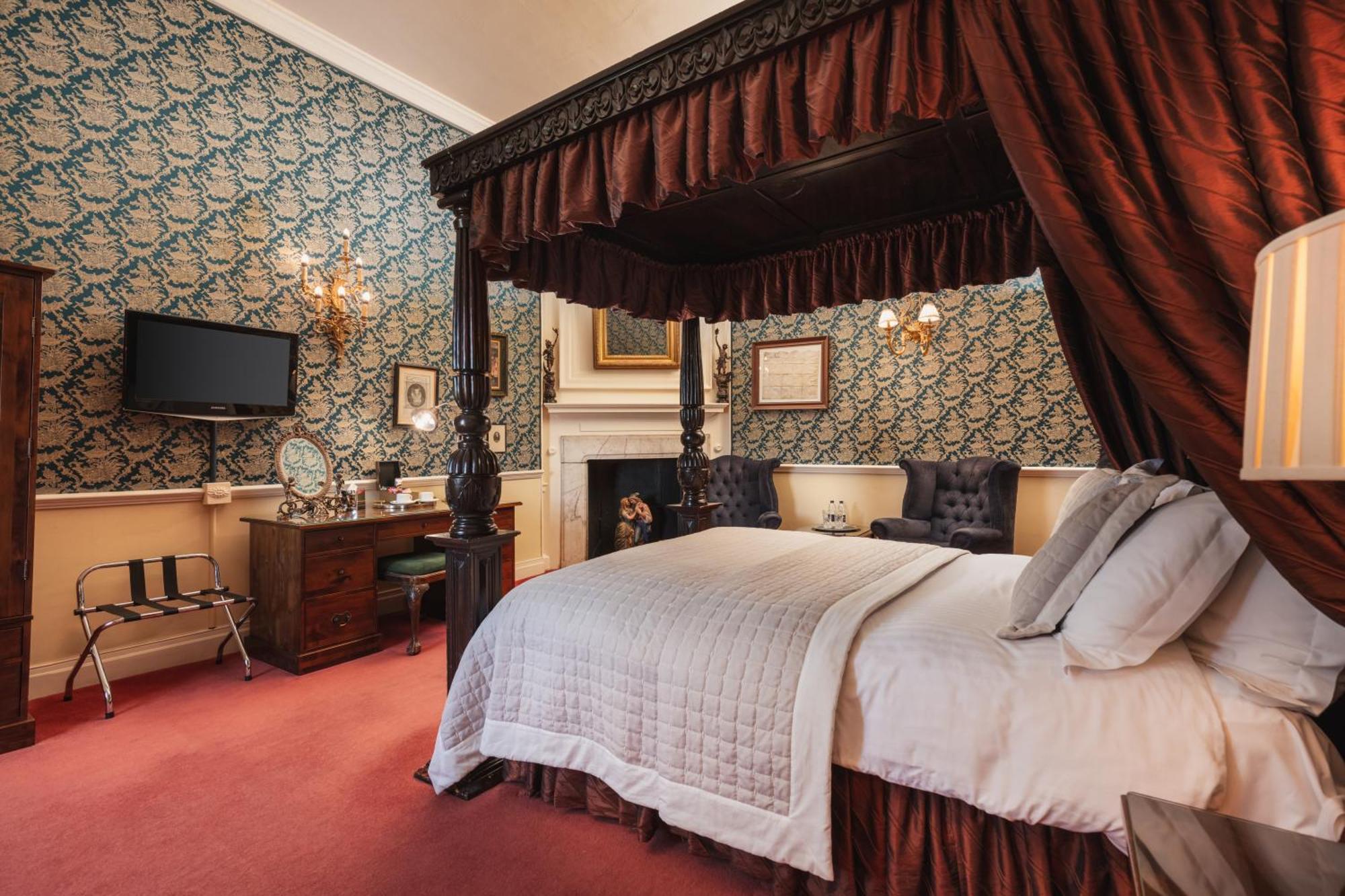 Lumley Castle Hotel Chester-le-Street Exterior photo